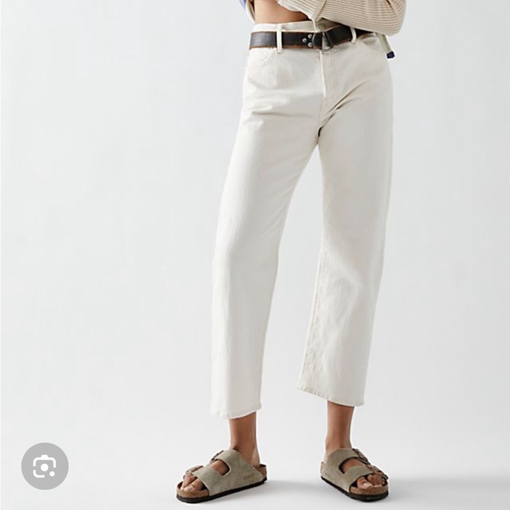 Mother the ditcher crop in white